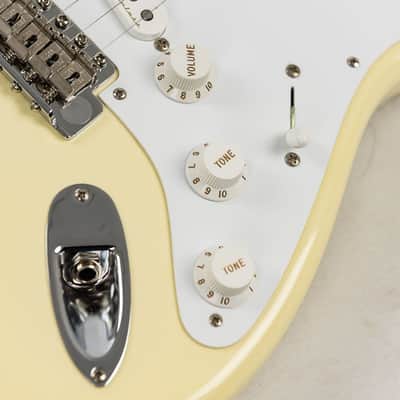 Fender Eric Clapton Stratocaster Maple Fingerboard White Pre Owned 2021 - Maple Fingerboard White image 8