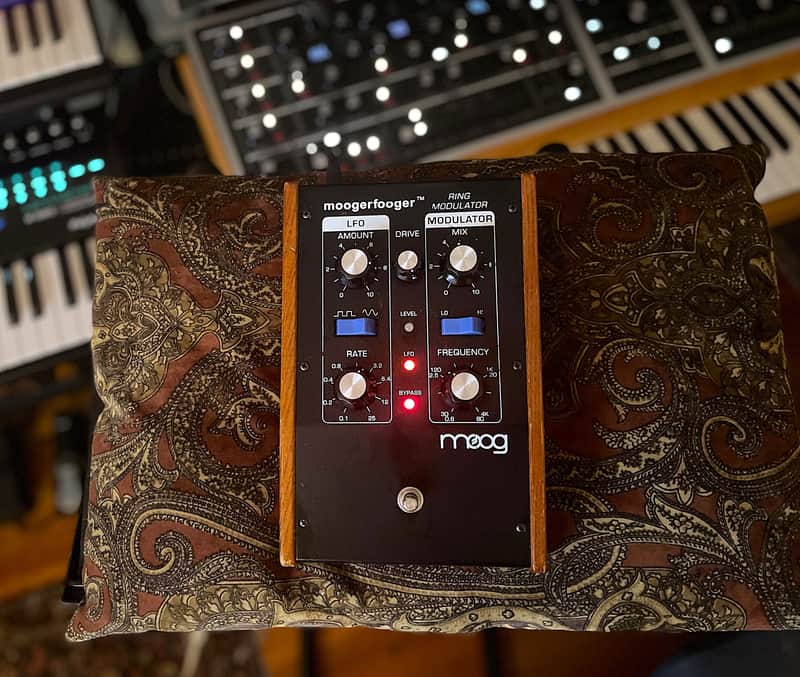 Moog MF-102 Moogerfooger Ring Modulator 1998 - 2018 - Black image 1