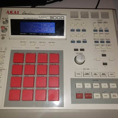 AKAI MPC 3000 WITH SD CARD DRIVE image 2