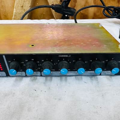 Furman Model LC-6 Stereo Compressor Gate 1U space - tested & working image 3
