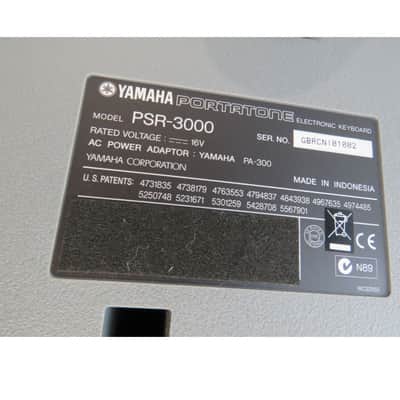 Yamaha PSR-3000 61-Key Arranger Workstation Keyboard image 7