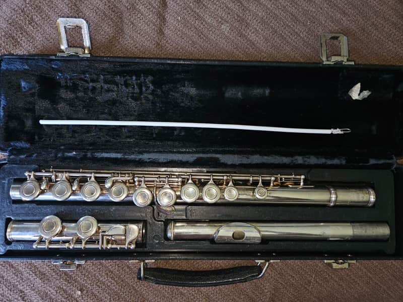 Yamaha YFL-225S Silver-Plated Flute, Good Condition, Japan, decorated case. image 1