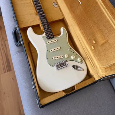 Fender Custom Shop 1964 Stratocaster, Journeyman Relic 2026 Aged Olympic White image 8