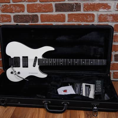 Steinberger GM5TW White 1989 w/OHSC image 2