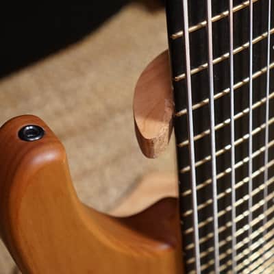UNICORN BASS short scale PURE ART 6 STRING 2024 - natural image 5