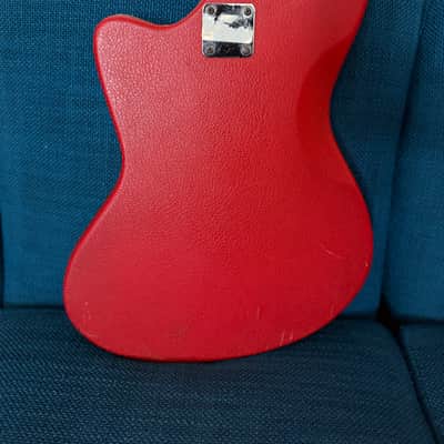 Egmond Typhoon bass guitar 1966-1968 - red tolex image 8
