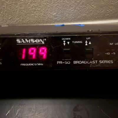 Samson PR-50 Broadcast Series PLL Digital VHF Wireless Receiver Selectable Freq serial # 00002 image 2