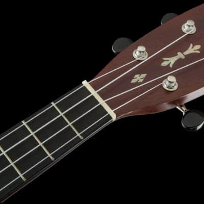 Gretsch G9121 Tenor Electro Ukulele with Gig Bag, Honey Mahogany Stain image 4