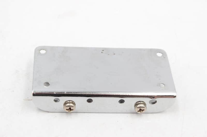 Traditional 2-Saddle 4-String Bass Guitar Bridge - Chrome, Top-Load, '51 P-Bass / Tele Bass Style with Screws