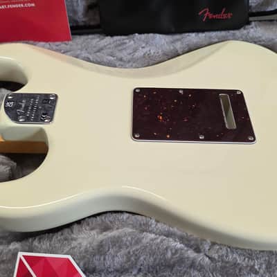 Fender American Professional II Stratocaster 2021 BRAND NEW Olympic White CASE QUEEN TIME CAPSULE UNPLAYED USA Strat Electric Guitar image 10