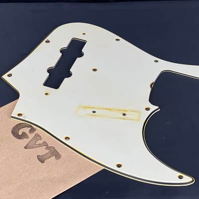 General Vintage Tone Pre CBS Nitrate celluloid pickguard for Jazzbass ®️ Aged Nitro Mint green ni image 4
