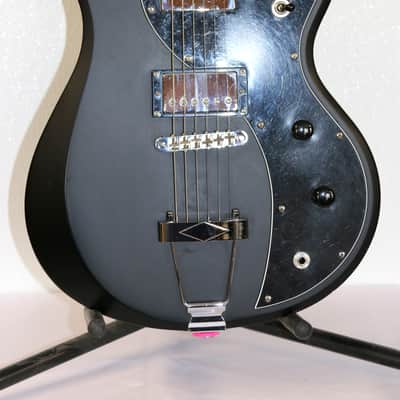 Dunable CYCLOPS DE Matte Black - Chrome Hardware Guitar With Gig Bag image 2