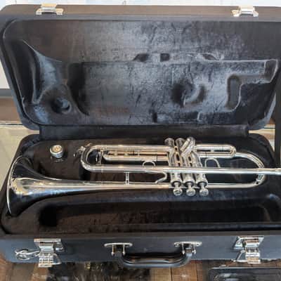 Used JP251s Trumpet with Bach 5c w/Case image 1