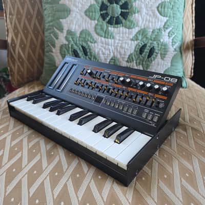Roland JP-08 Boutique Series Synthesizer Module with K-25m Keyboard 2015 - Present - Black