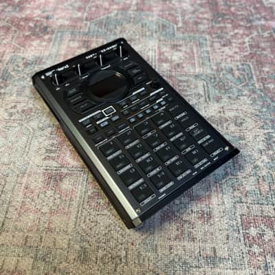 Roland SP404 MKII Creative Sampler and Effector image 1