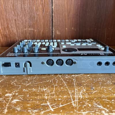 Korg ElecTribe M EM-1 MUSIC PRODUCTION STATION w/ bag power supply image 4