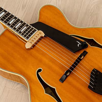 1991 Benedetto Manhattan Cutaway Archtop Electric Guitar Blonde, Near-Mint w/ DeArmond Rhythm Chief 1100, Case image 8