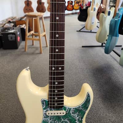 Used 2014 Fender American 60th Anniversary Stratocaster w/ 2014 AVRI Strat Neck + Upgrades - Vintage White w/ Case image 5