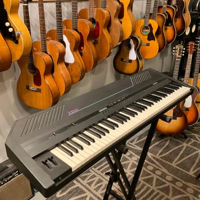 Kurzweil K1000 SE - 76 Key Synth