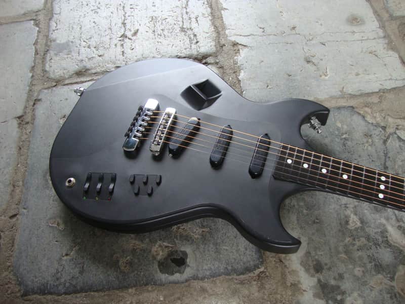 Bond  Electraglide ca. 1984 black image 1