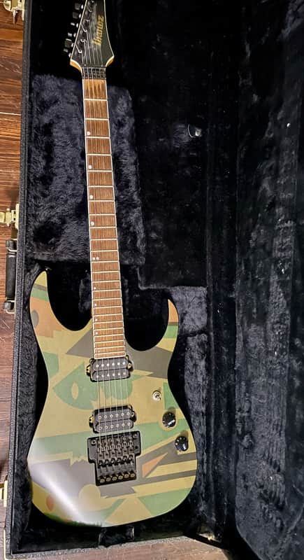 Ibanez JPM100-P4 John Petrucci Signature 1998 - 1999 - P4 Military image 1