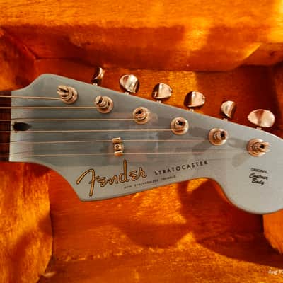 Fender FSR American Deluxe Vintage Player '62 Stratocaster 2005 - 2007 - Ice Blue Metallic with Matching Headstock image 6