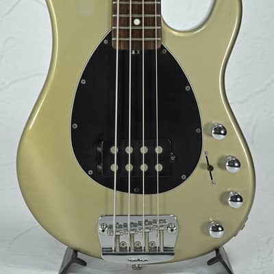 MUSIC MAN Sterling 4 Pearl Platinum 1999 [E01928] [12/22] image 8