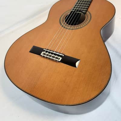 Jose Ramirez Pre Owned 1995 Vintage R4 all Solid CLassical Guitar With Case image 8