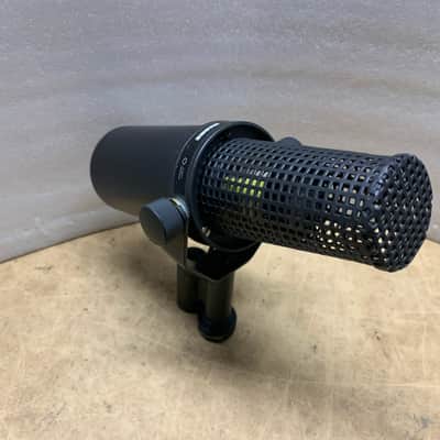 SHURE SM7A MICROPHONE- VINTAGE! RARE!! AWESOME SOUND! MAKE OFFER! image 3