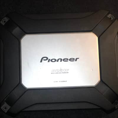 Pioneer GM -5500T - 820w Amp w/ Bass Boost Volume Control - 2011 - Black image 2