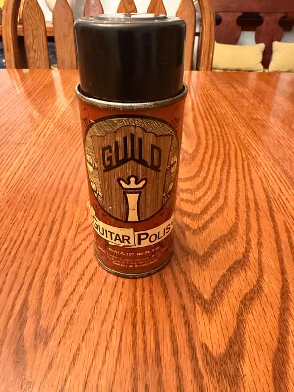 Guild Guitar Polish imagen 1