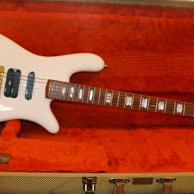 Spector (Kramer Era) NS-6 Guitar White w/Gold HW image 4
