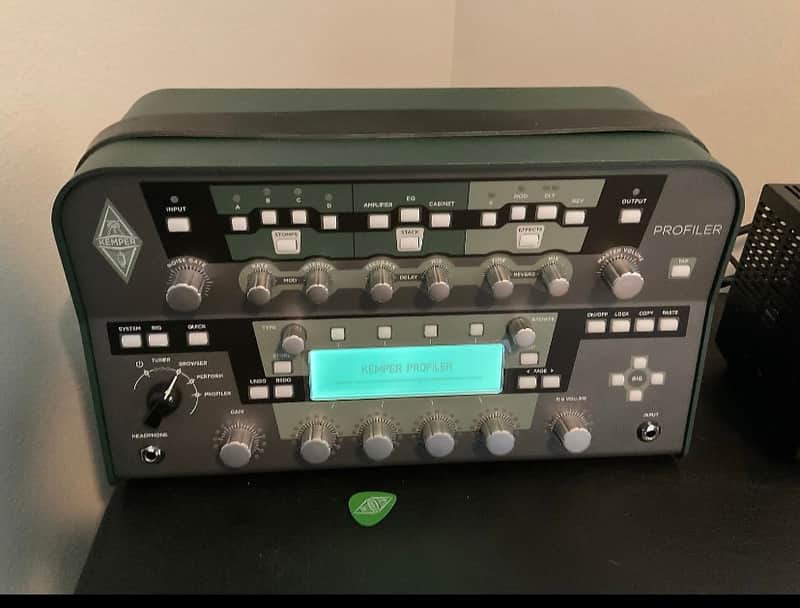 Kemper Amps Profiler PowerHead 600-Watt Modeling Guitar Amp Head with Remote Controller Pedal 2013 - Present - Black image 1