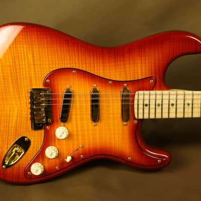 2008 Fender Masterbuilt Yuriy Shishkov Russian Stratocaster Flamed Maple image 10