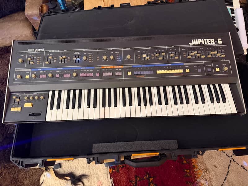 ROLAND JUPITER 6, PERFECT 61-Key Synthesizer, factory MIDI image 1