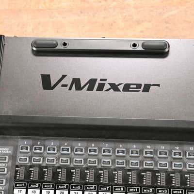 Roland M-200i 32-Channel Live Digital V-Mixer Console (NO POWER SUPPLY) CG01KVH image 5