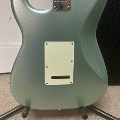 Fender American Professional II Stratocaster HSS with Maple Fretboard - Mystic Surf Green image 4