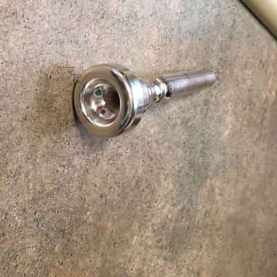 MINT TRUMPET MOUTHPIECE GIARDINELLI  7C NEW YORK FREE SHIP  HAND POLISHED , DISINFECTED , SNAKED OUT image 3