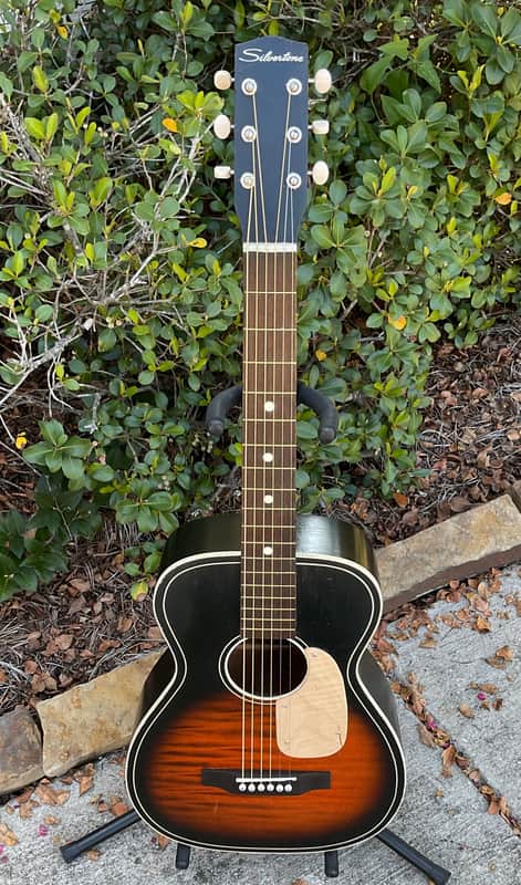 Silvertone 604 Custom Curly Maple w/Pickup-1967