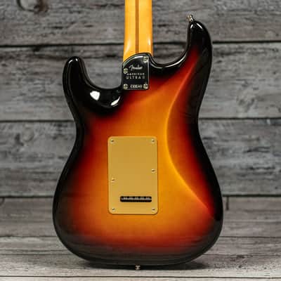 Fender American Ultra II Stratocaster HSS image 5