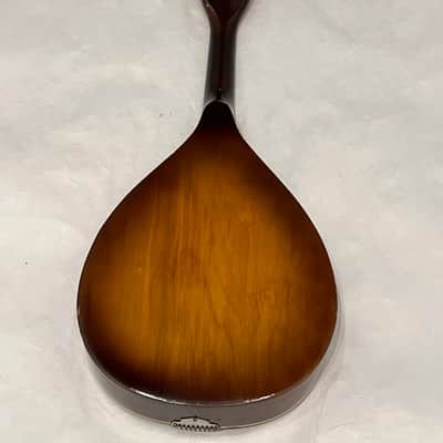 Harmony H8031 oval hole flat back mandolin 1972 - Sunburst image 8