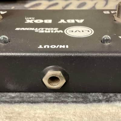 Live Wire Solutions  AB1 ABY Box image 3