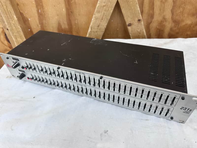 DBX 231S Dual Channel 31 Band Graphic Equalizer EQ - Tested & Working - READ image 1