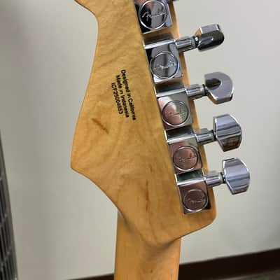 Fender Standard Stratocaster HSS 2025 - Present Black image 3