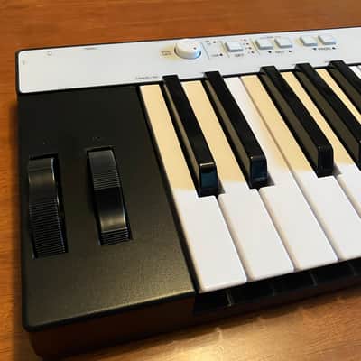 IK Multimedia iRig Keys Pro 37-Key Full-Sized Keys MIDI Keyboard Controller image 2