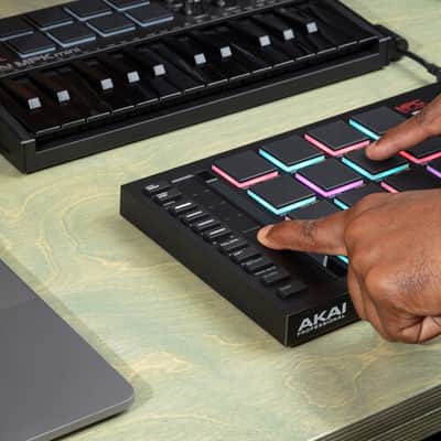 Akai Professional MPC Studio Music Production Controller and MPC Software image 6