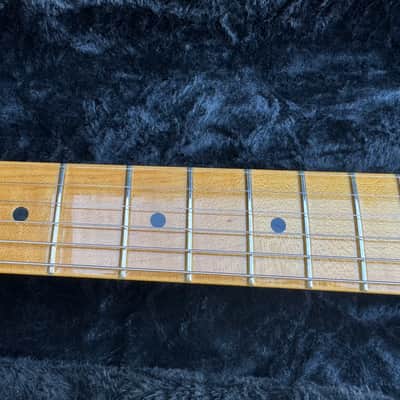 Fender Eric Johnson Stratocaster with Maple Fretboard 2005 - Present White Blonde image 4