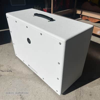 Soldano 2x12 Straight Cabinet w/Celestion V30s image 4