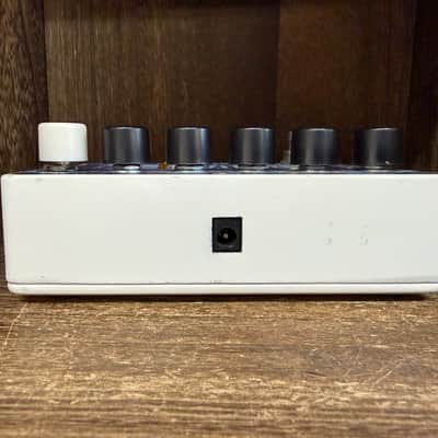 Electro-Harmonix Cathedral Stereo Reverb 2009 - 2020 - Blue / Purple image 7