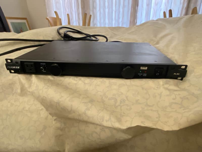 Furman PL-8 C Power Conditioner 2010s - Black image 1